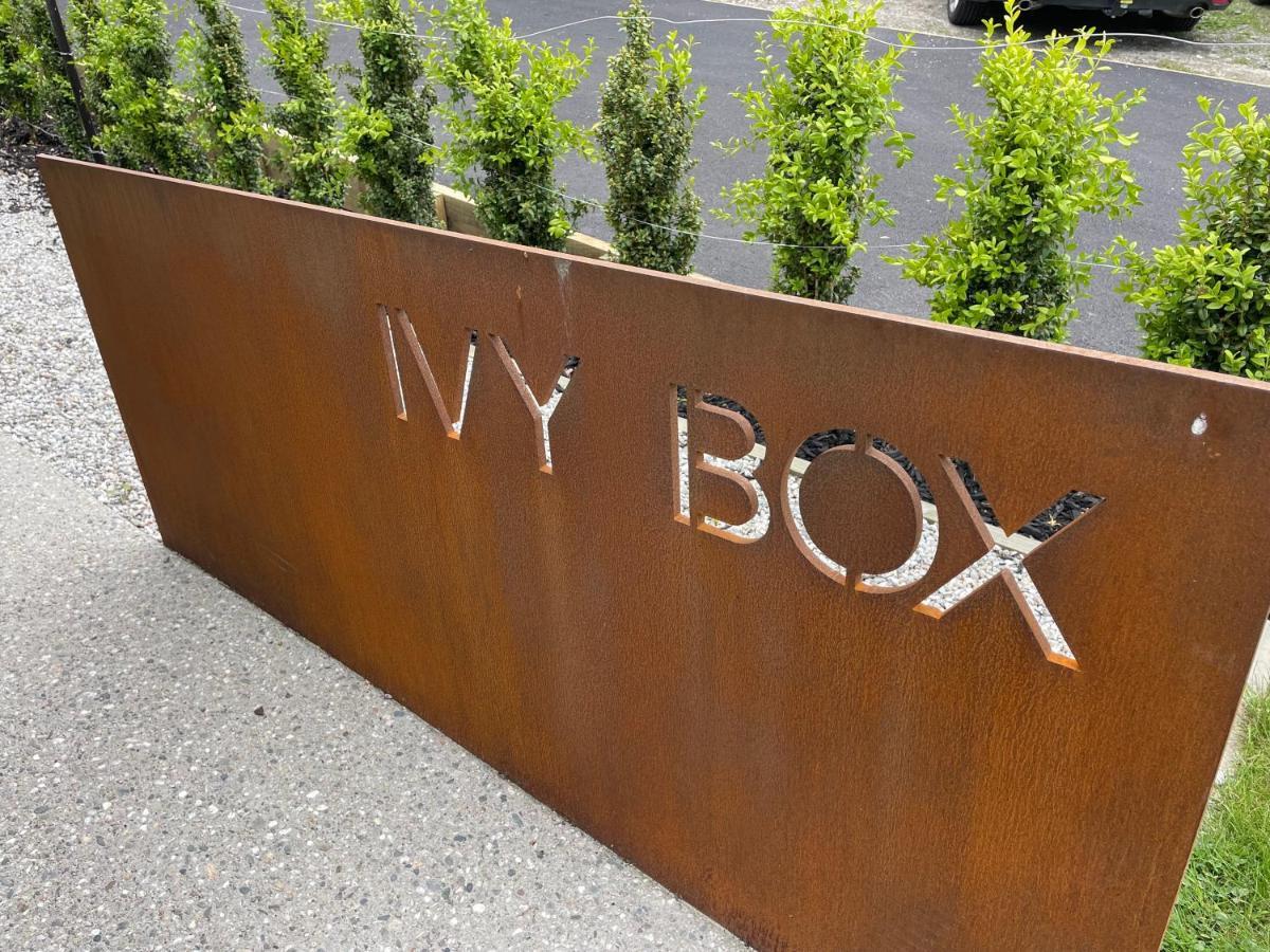 The Ivy Box Apartment Квинстаун Экстерьер фото